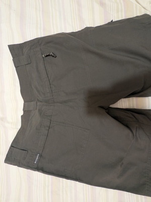 Columbia Charcoal Gray Hiking Shorts Men's Size 34 Like New
