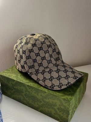 Gucci καπέλο καινούργιο, γκρι πολύχρωμο