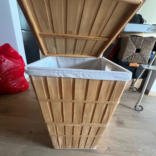 IKEA BRANKIS laundry basket like new, natural wood with removable fabric liner