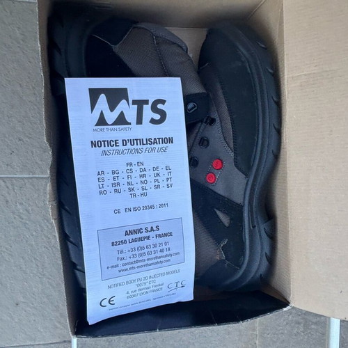 Safety shoes French origin new, with front steel toe