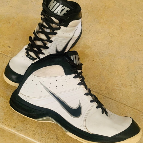 Nike basketball shoes, size 47, white and black
