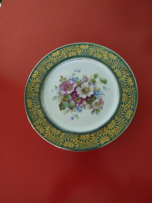 Rosenthal Thomas Bavaria vintage dessert plates, gold encrustation