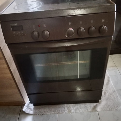 Pitsos ceramic stove used, needs oven and hob resistance replacement