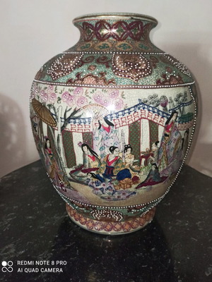 Βάζο πιθάρι πορσελάνινο SATSUMA σαν καινούργιο, ύψους 40 cm, ανάγλυφο