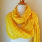 Yellow wool scarf long like new with knitted pattern