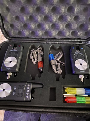 Delphin Briton Alarm Carp Fishing Set Like New with Extra Swingers