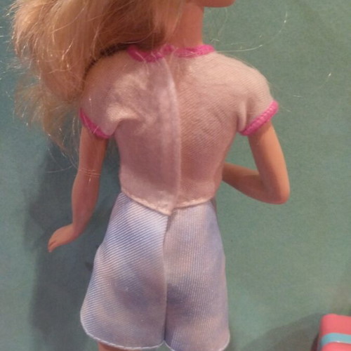 Barbie Malibu Ready to Travel doll like new