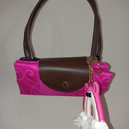 Foldable Origami Waterproof Fuchsia Handbag like new with keychain