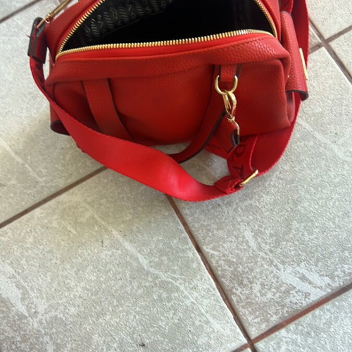 Women's shoulder bag like new, red