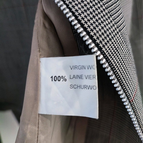 Arte Maxima Makis Tselios women's suit like new, size 46, grey brown