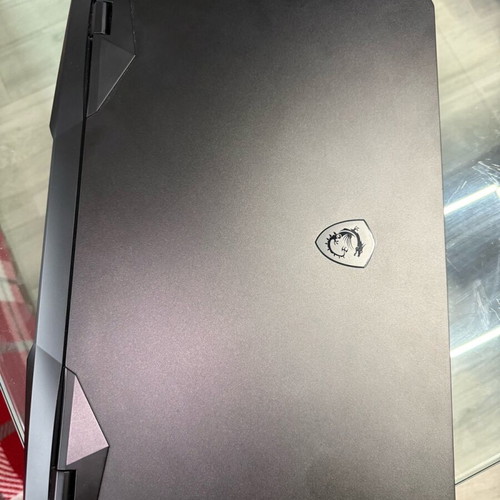 MSI GP76 Leopard like new with Intel Core i7, 16GB RAM, 1.5TB SSD, 17.3 inch