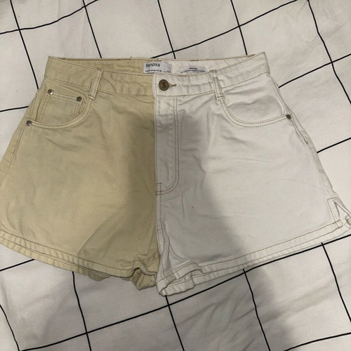 Two-tone shorts size 40 like new