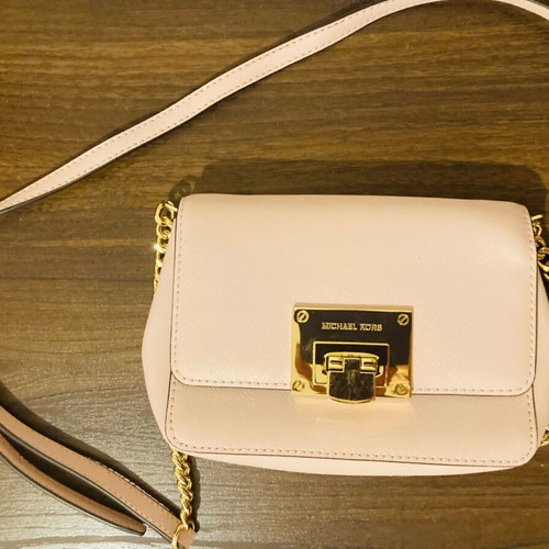 Michael Kors pink crossbody bag like new