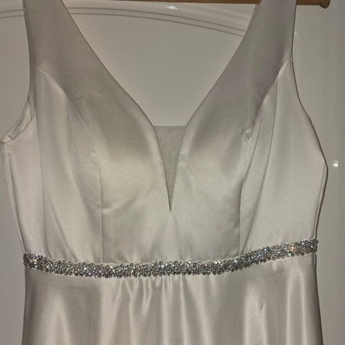 Wedding dress satin with tulle underskirt, like new, princess style, size XL