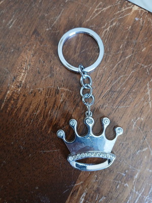 Metal keychain with rhinestones like new, crown design