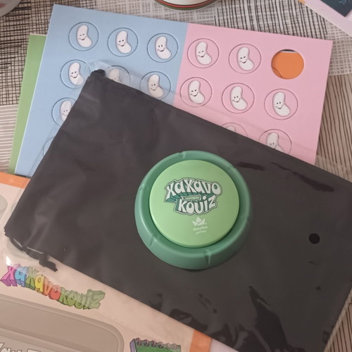 Board Game Χαχανοκουίζ like new with buzzer and question cards