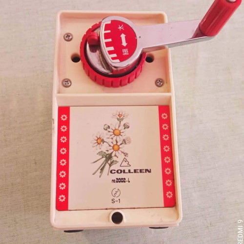 Macoto Takahashi Showa Retro Vintage Japanese Colleen Pencil Sharpener for Lady like new