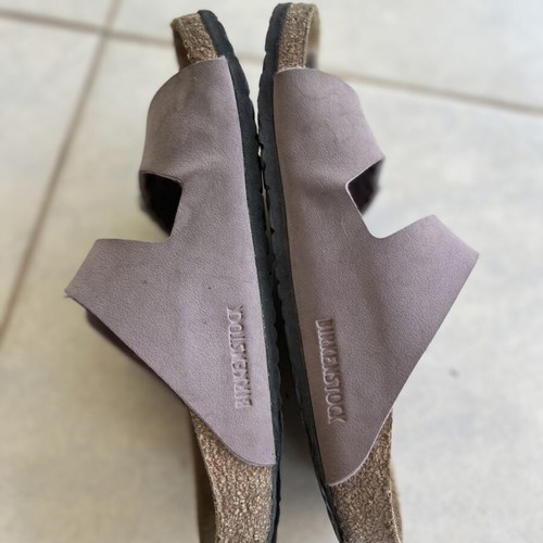 Birkenstock Arizona sandals size 35, lilac