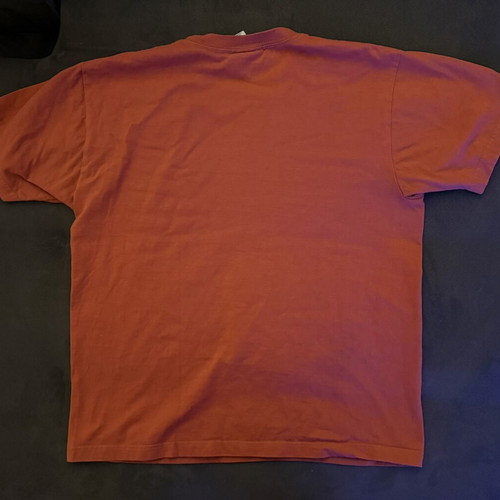 Nike Sportswear Mini Swoosh T-Shirt terracotta size M like new