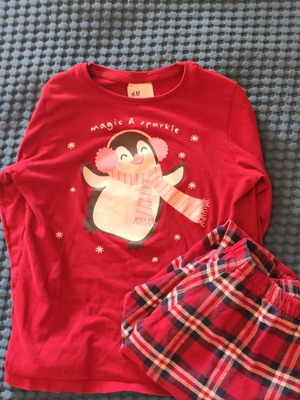 Children's pajama used for 8-10 years H&M red