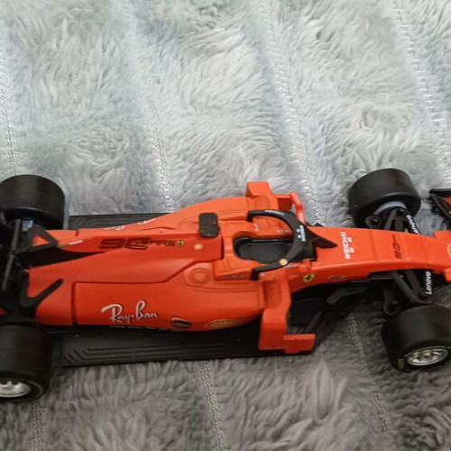 Remote control car like new