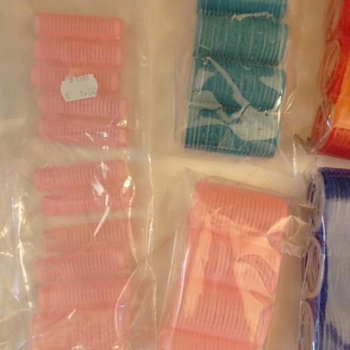 Hair rollers with foam and banana clip accessory like new