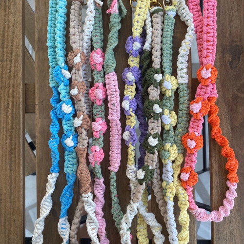 Macrame chains with flowers and hooks for mobile phone new