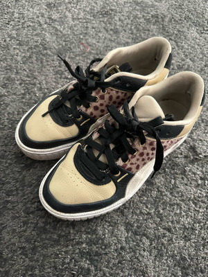 Puma shoes used, size 38, beige sneakers