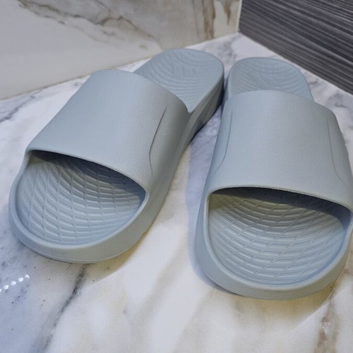 Adidas Lightshift slides size 48.5 like new, turquoise