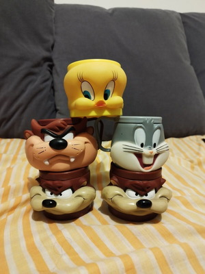 Κούπες Looney Tunes σαν καινούργιες