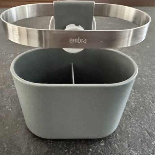 Umbra sponge holder like new