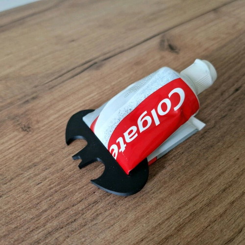 Batman toothpaste squeezer new