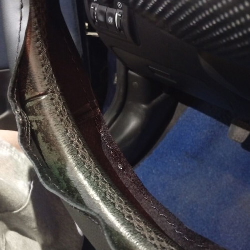 Hand-stitched steering wheel cover with installation
