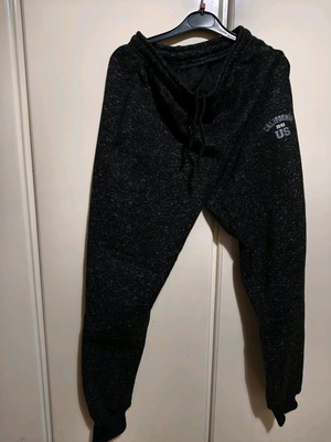 Unisex sports tracksuit medium like new, black