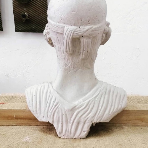 Hiniochos handmade plaster bust
