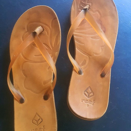 Reef sandals size 39 brown leather like new