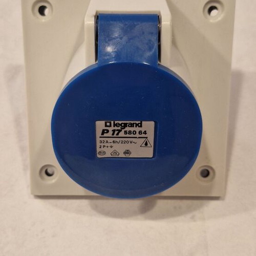 Legrand P17 580 64 Industrial Flush-Mount Socket Pack of 5, new