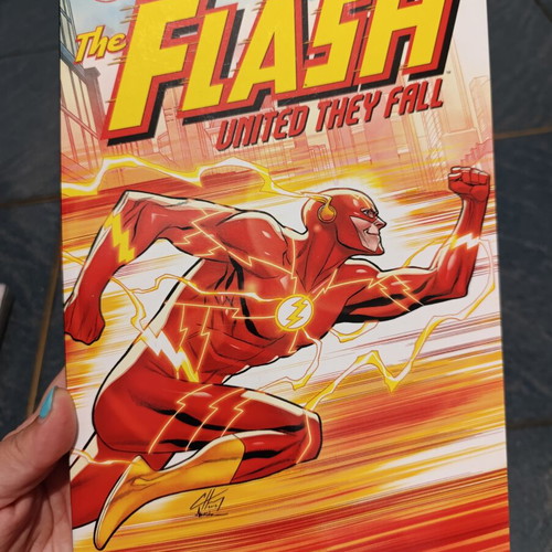 DC Flash comic like new, English