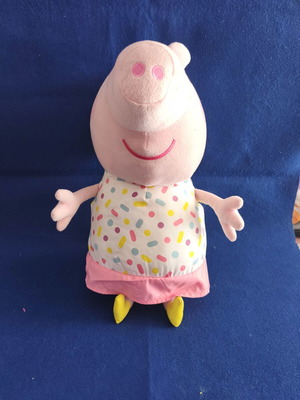 Peppa Pig plush toy, about 40cm