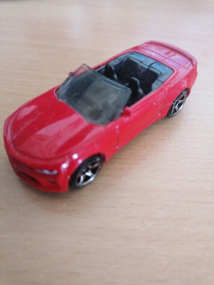 Matchbox Chevy Camaro 2016 red
