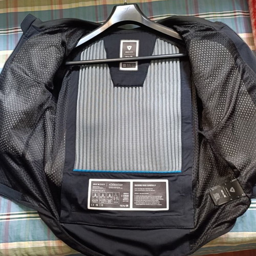 Revit Avertum Tech Air XL motorcycle airbag like new