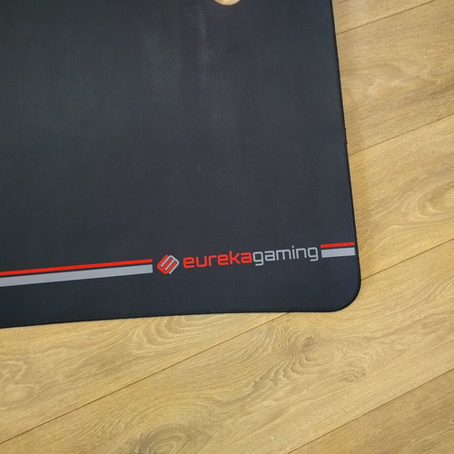 Mouse pad για ολόκληρο γραφείο σαν καινούργιο