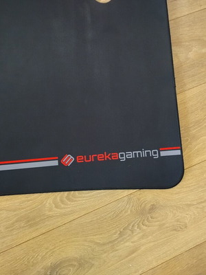 Mouse pad για ολόκληρο γραφείο σαν καινούργιο