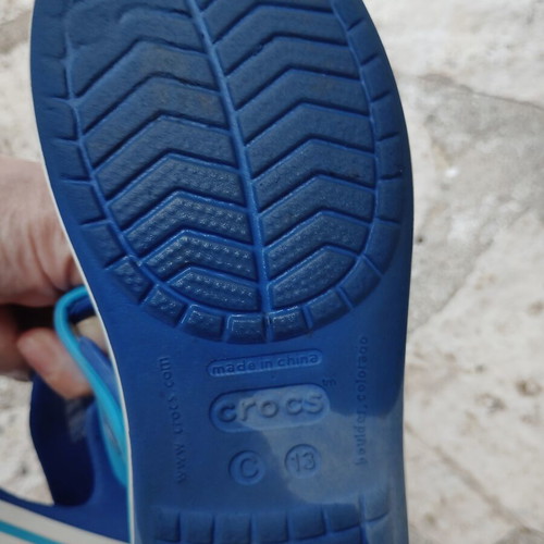 Crocs kids sandals like new, blue