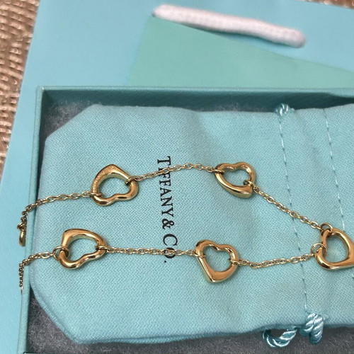 Tiffany & Co bracelet with hearts, new model