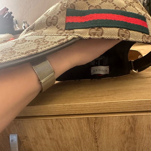 Gucci hat like new, beige, size M