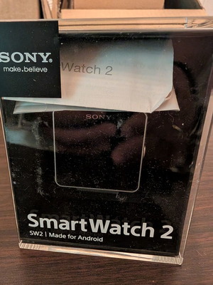 SmartWatch 2 Sony like new, for parts