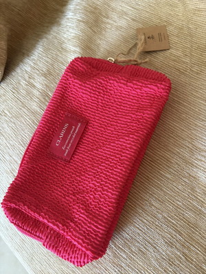 Clarins pouch new, pink