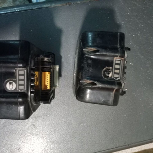 Makita BL1850B 18V 5.0Ah lithium-ion batteries used, pack of 2