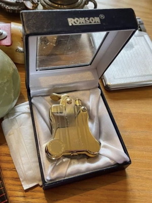 Ronson Banjo petrol lighter with original case